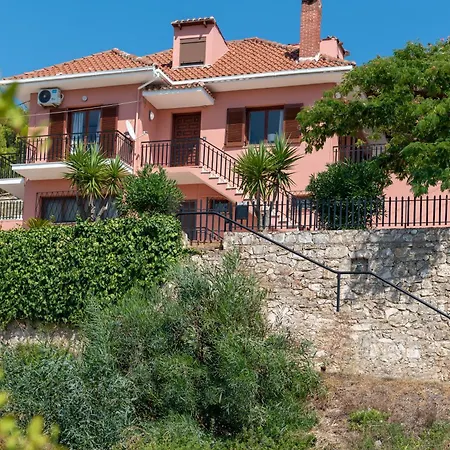 Apelati Holiday home *