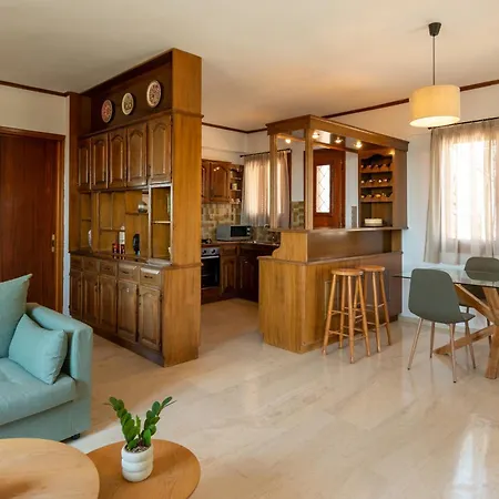 Apelati Ferienhaus Keri