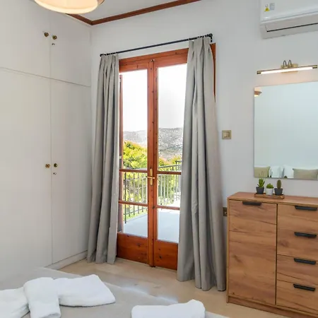 Apelati Ferienhaus Keri