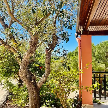 Holiday home Apelati Keri